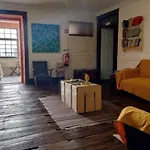 Albergue Family Adams House *