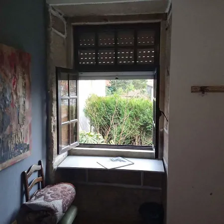 ホステル Family Adams House ブラガ