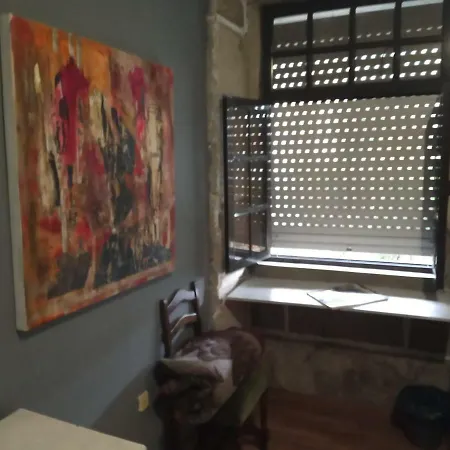 Family Adams House Hostal *