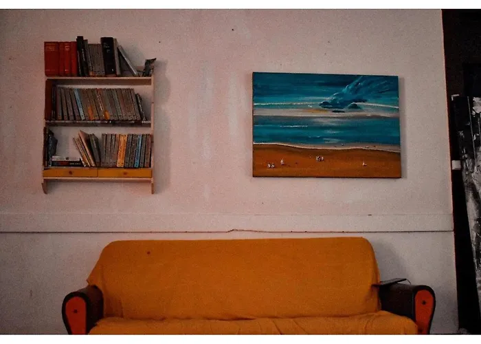 Hostel Family Adams House *