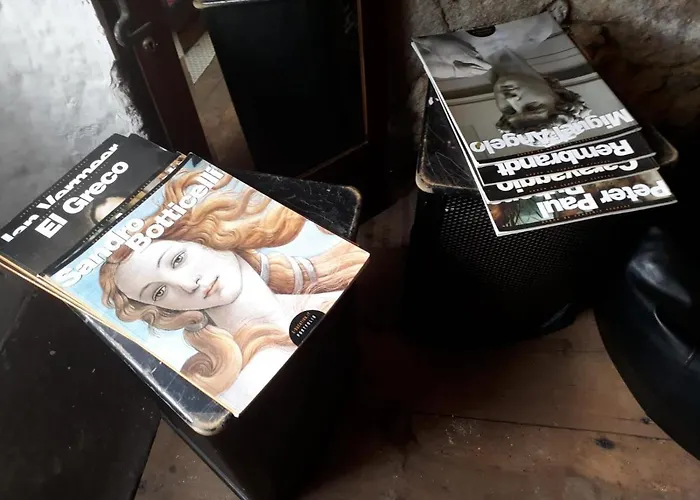 بيت شباب Family Adams House *